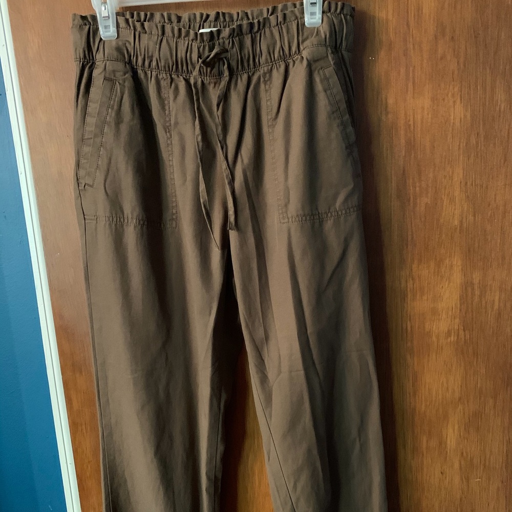 Women’s loft jogger pant size medium